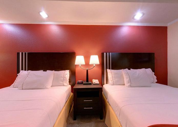 Americas Best Value Inn Angleton Chambre photo