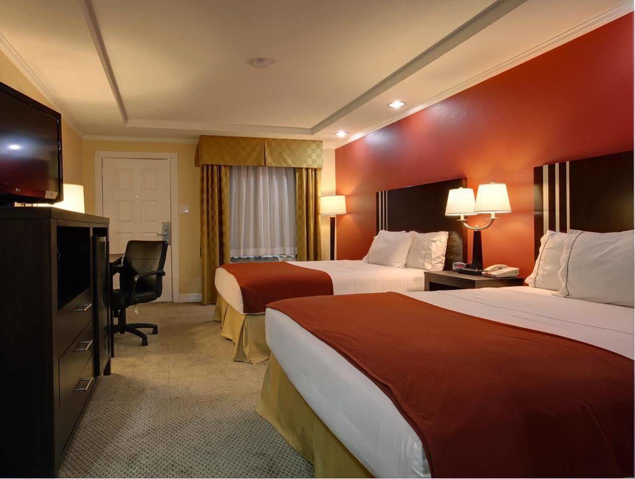 Americas Best Value Inn Angleton Extérieur photo